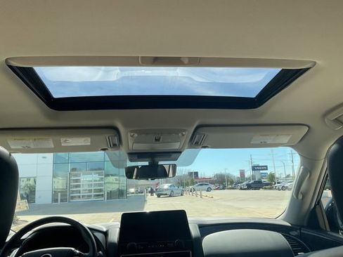 Used 2024 Nissan Armada Platinum w/ Captain's Chairs Package image 28