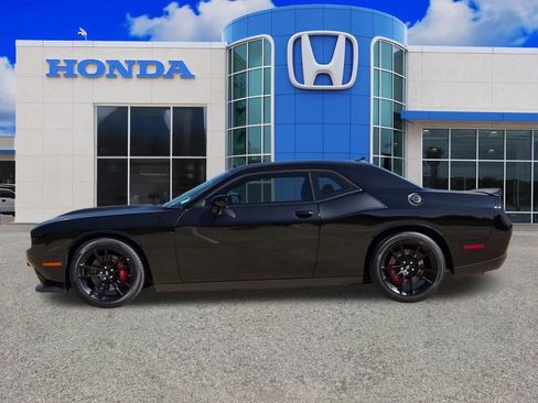 Used 2021 Dodge Challenger R/T Scat Pack w/ T/A Package RWD image 6
