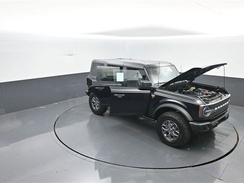 New 2025 Ford Bronco Badlands image 34