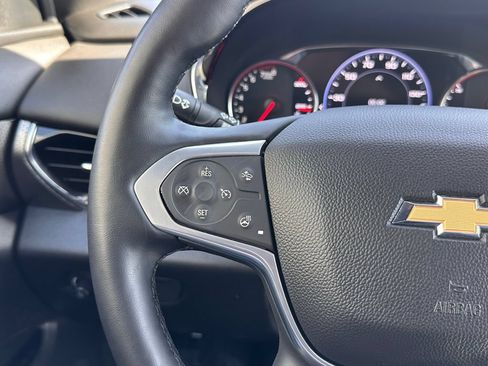 Used 2023 Chevrolet Traverse Premier AWD/4WD image 35