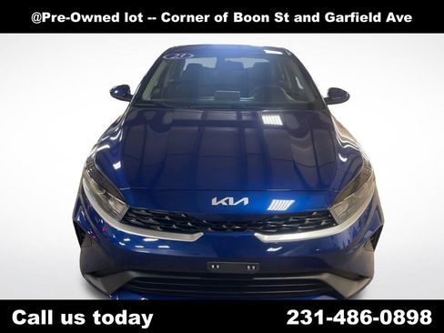 Used 2023 Kia Forte LXS FWD image 8