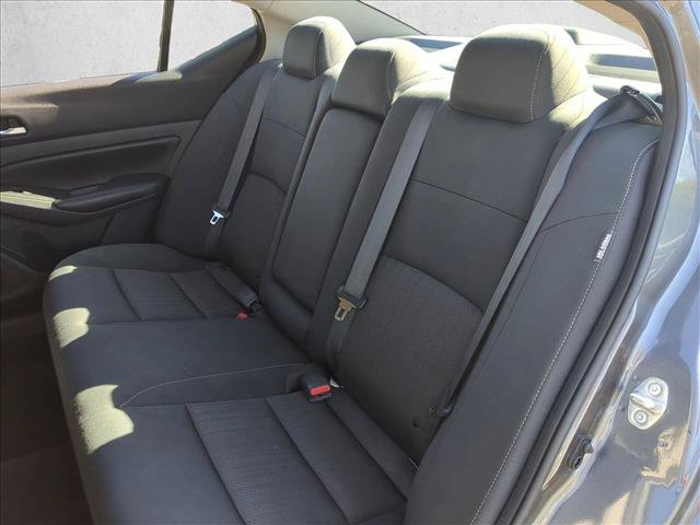 Used 2022 Nissan Altima 2.5 S FWD image 17