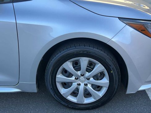 Used 2024 Toyota Corolla LE image 18