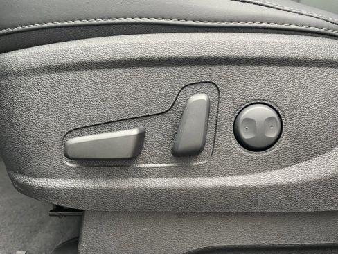 New 2025 Kia Telluride S image 12