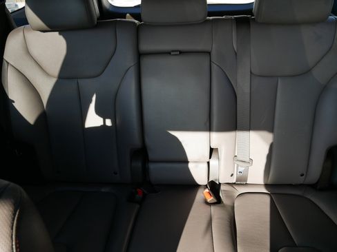 Used 2019 Hyundai Santa Fe AWD image 13