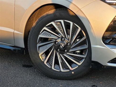New 2026 Hyundai Sonata SEL image 9