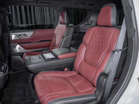 Used 2025 INFINITI QX80 Autograph image 11