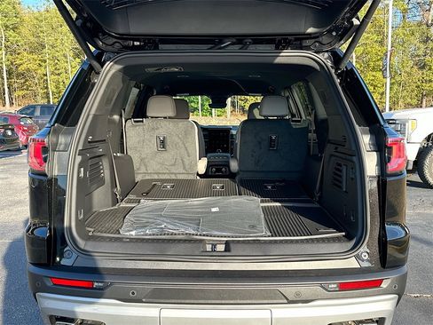 New 2026 GMC Acadia Elevation w/ Elevation Premium Package image 16