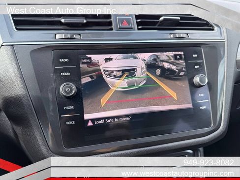 Used 2018 Volkswagen Tiguan SEL FWD image 23