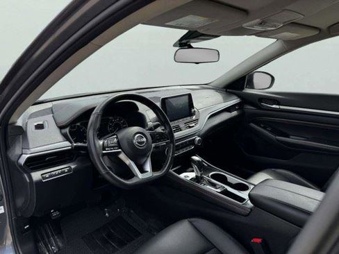 Used 2023 Nissan Altima 2.5 SR FWD image 18