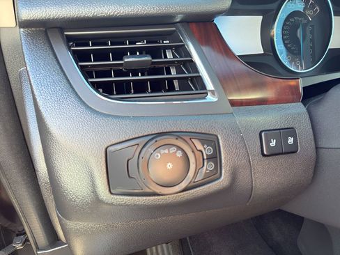 Used 2013 Ford Edge Limited image 10