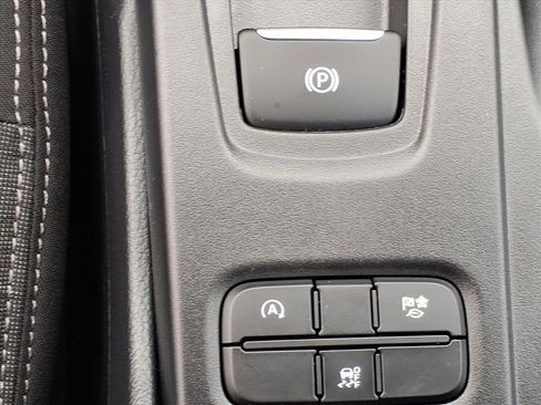 New 2025 Ford Ranger XLT w/ Equipment Group 301A High image 9