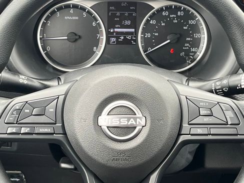 New 2025 Nissan Kicks Play S image 21