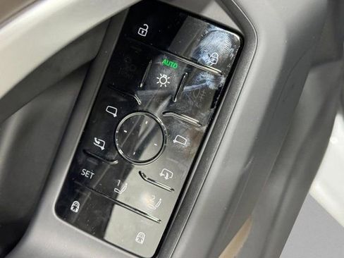 New 2025 Audi Q5 Premium AWD/4WD image 25