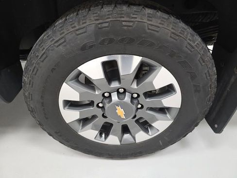 Certified 2024 Chevrolet Silverado 2500 LTZ w/ LTZ Plus Package image 24
