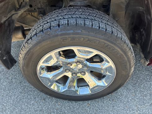 Used 2020 RAM 1500 Lone Star RWD image 21