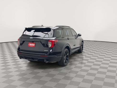 Certified 2024 Ford Explorer ST-Line w/ Class IV Trailer Tow Package AWD/4WD image 45
