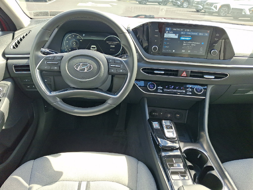 Used 2020 Hyundai Sonata SEL w/ Convenience Package FWD image 11