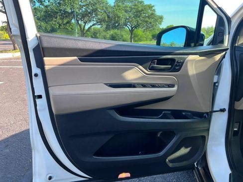 Used 2019 Honda Odyssey EX-L image 14