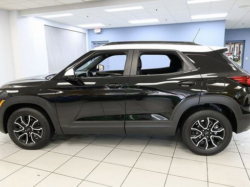 New 2025 Chevrolet TrailBlazer ACTIV w/ Driver Confidence Package image 2