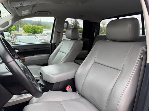 Used 2012 Toyota Tundra Limited w/ Memory Pkg AWD/4WD image 15