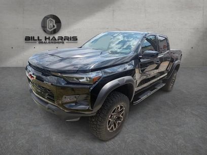 Used 2025 Chevrolet Colorado ZR2 w/ Technology Package