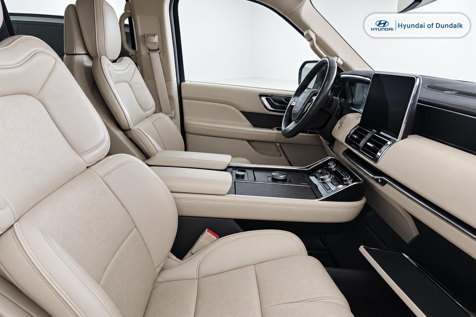 Used 2019 Lincoln Navigator L Reserve AWD/4WD image 8