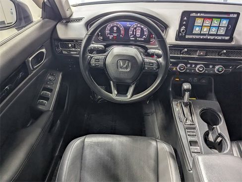 Used 2022 Honda Civic Touring image 7