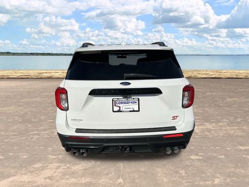 Used 2022 Ford Explorer ST w/ Equipment Group 401A image 7