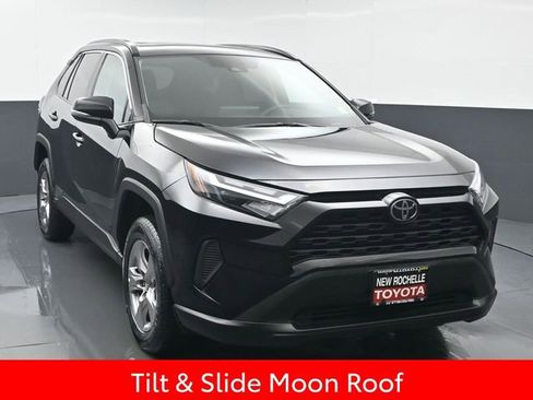 Certified 2023 Toyota RAV4 XLE w/ Convenience Package image 10