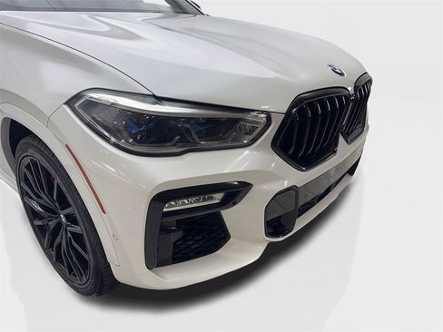 Used 2021 BMW X6 M50i w/ Executive Package image 17