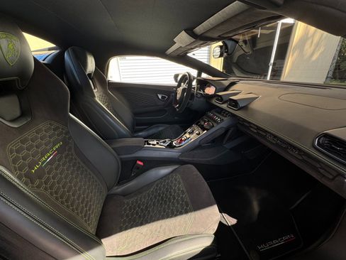 Used 2017 Lamborghini Huracan LP 610-4 image 29