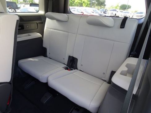 Used 2026 Hyundai Santa Fe SEL FWD image 16
