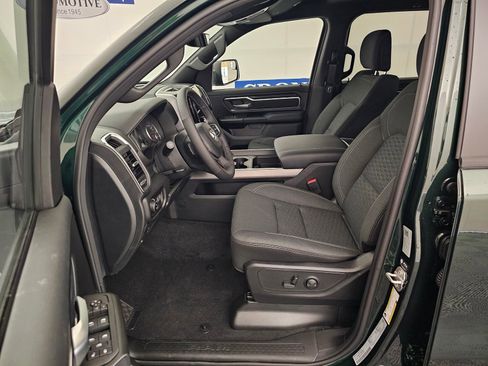 New 2026 RAM 1500 4x4 Crew Cab image 12