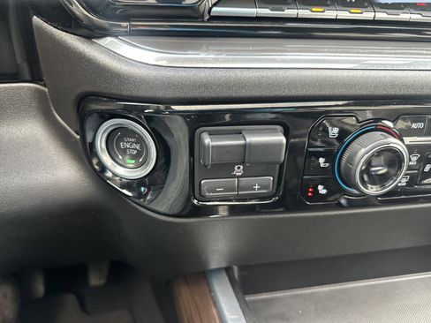 Certified 2024 Chevrolet Silverado 1500 High Country w/ Midnight Edition image 20