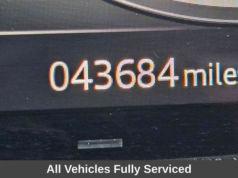 Used 2023 Land Rover Range Rover Long Wheelbase SE AWD/4WD image 35