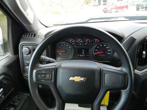 Used 2021 Chevrolet Silverado 2500 Custom w/ Custom Value Package AWD/4WD image 13