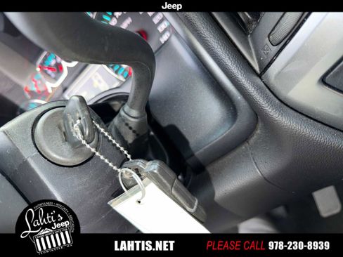 Used 2015 Chevrolet Silverado 1500 LT w/ All Star Edition image 17