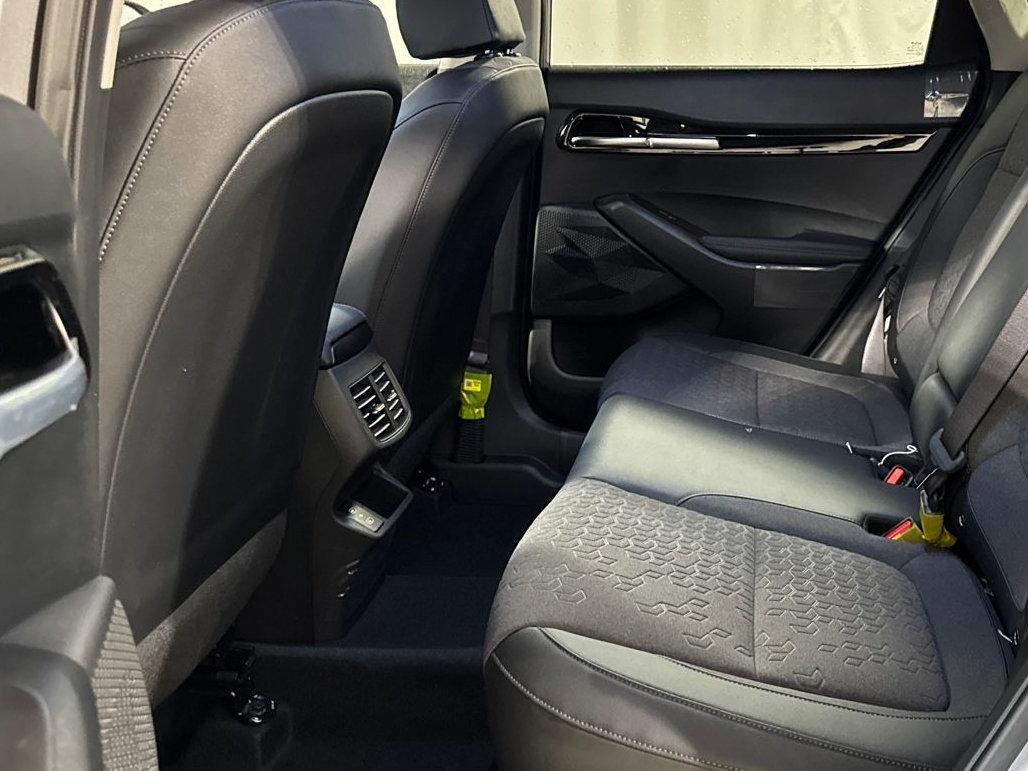 Certified 2026 Kia Seltos S AWD/4WD image 4