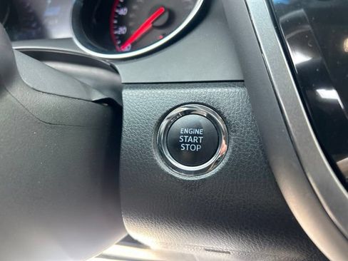Used 2020 Toyota Camry XSE FWD image 27