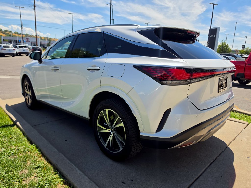 Used 2023 Lexus RX 350 Premium w/ Cold Area Package AWD/4WD image 7