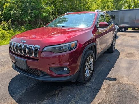 Used 2019 Jeep Cherokee Latitude Plus AWD/4WD image 11