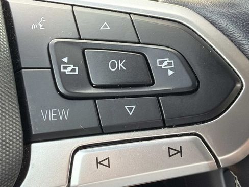 Used 2022 Volkswagen Taos SE AWD/4WD image 10
