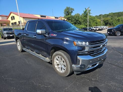 Used 2022 Chevrolet Silverado 1500 LTZ w/ LTZ Convenience Package II AWD/4WD image 5