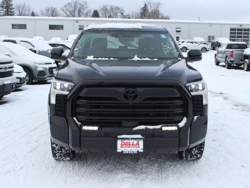 Used 2024 Toyota Tundra Limited image 2