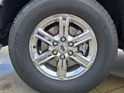 Used 2025 Ford F150 XLT w/ Equipment Group 302A MID AWD/4WD image 17