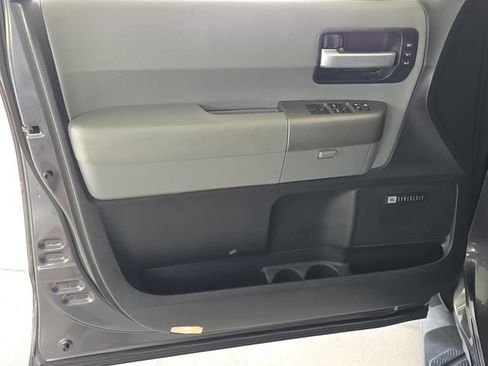 Used 2016 Toyota Sequoia Limited w/ Safety & Convenience Package RWD image 38