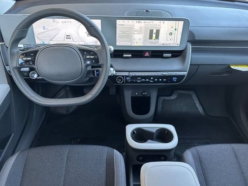 Certified 2022 Hyundai Ioniq 5 SE AWD/4WD image 17
