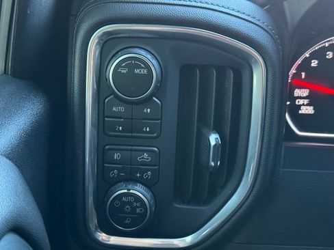 Certified 2021 Chevrolet Silverado 1500 LT Trail Boss w/ Convenience Package II AWD/4WD image 33