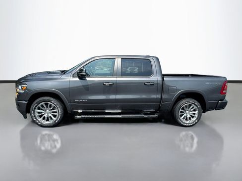 Used 2022 RAM 1500 Laramie w/ Sport Appearance Package AWD/4WD image 4
